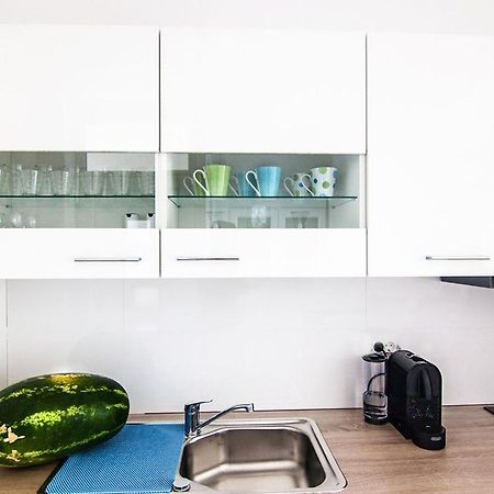 Apartments Atrium Blue ราชานาส ภายนอก รูปภาพ